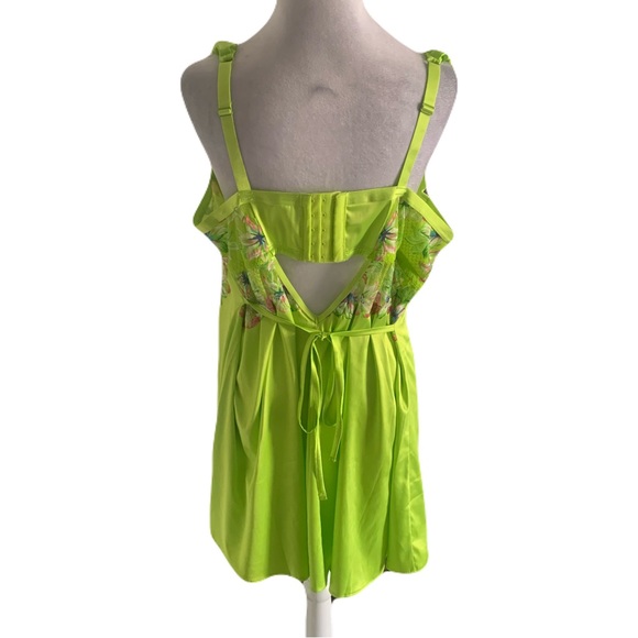 Torrid Size 3/22-24 Bright Chanteuse Green 3D Floral Mesh Embroidered Lingerie - Picture 3 of 7